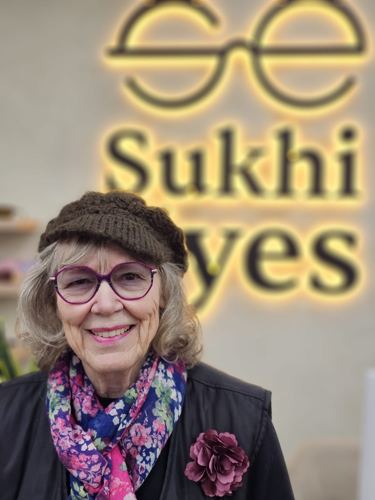 Happy Sukhi Eyes customer