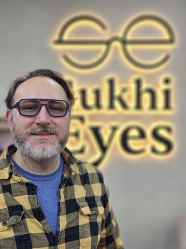 Happy Sukhi Eyes customer